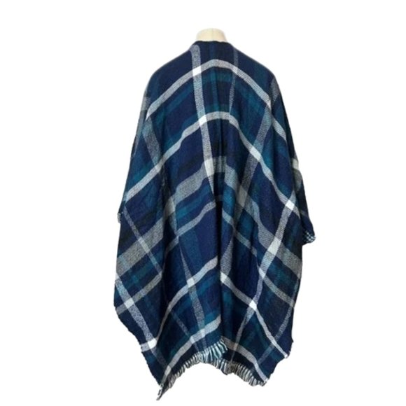 Steve Madden Blue Reversible Plaid Shawl Poncho Cape - Picture 3 of 10